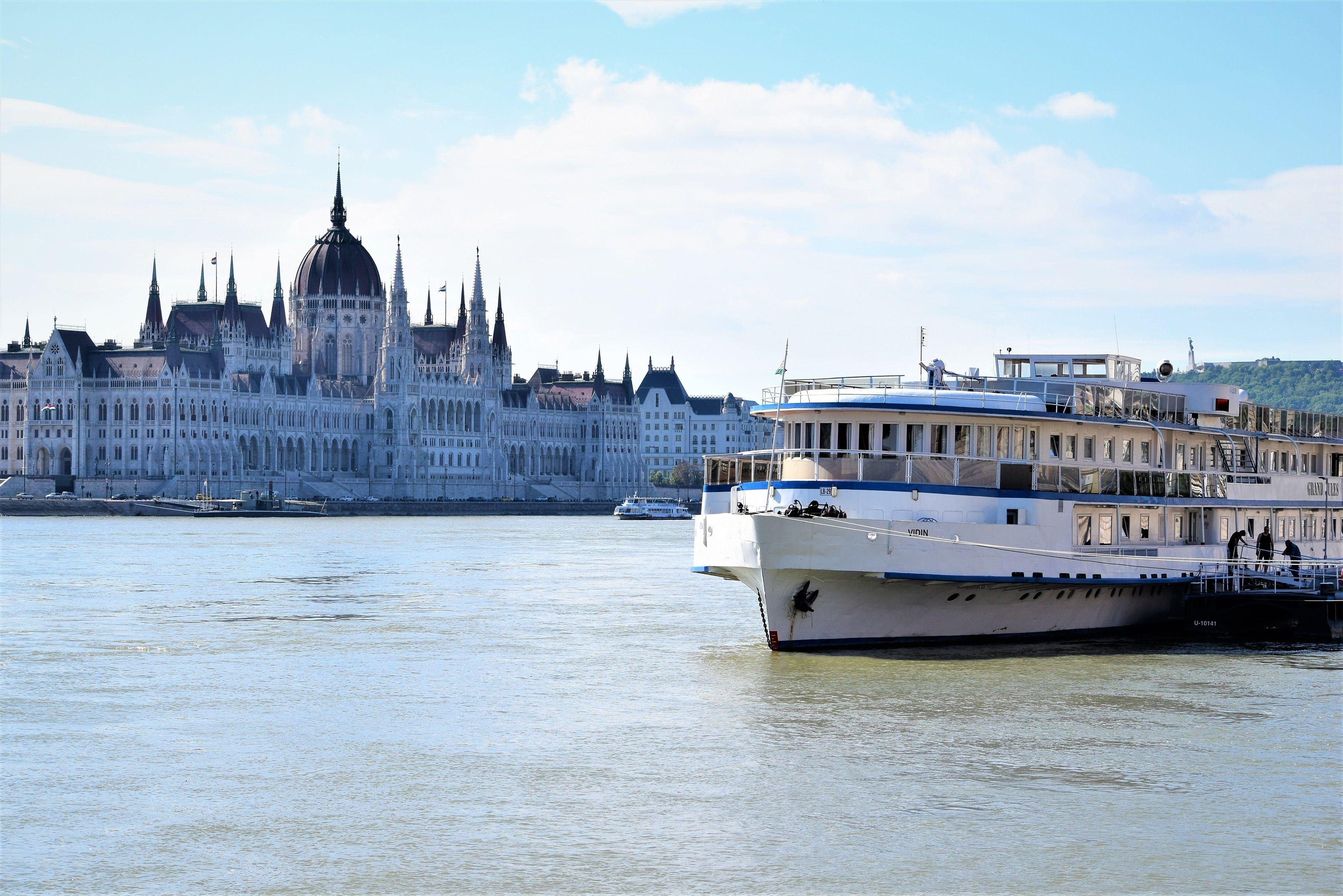 Grand Jules - Boat Hotel, Budapest